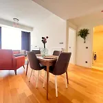 Apartman G Tower At Divan Near To Mimar Sinan Metro Station Isztambul