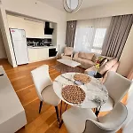 G Tower At Divan Near To Mimar Sinan Metro Station Apartman