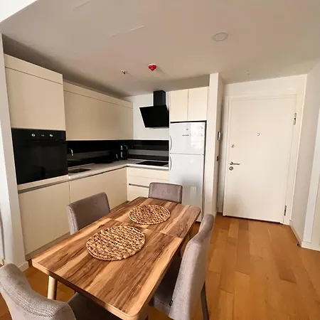 G Tower At Divan Near To Mimar Sinan Metro Station * Κωνσταντινούπολη