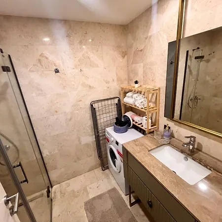G Tower At Divan Near To Mimar Sinan Metro Station Daire İstanbul