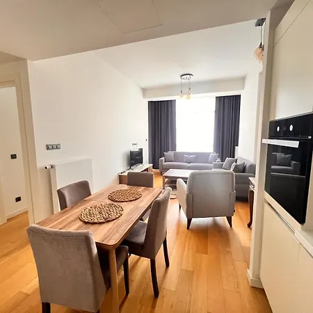 Apartman G Tower At Divan Near To Mimar Sinan Metro Station Isztambul