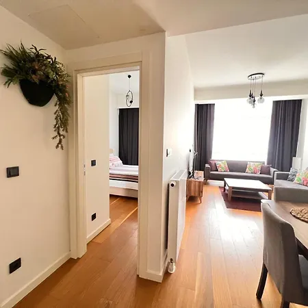 G Tower At Divan Near To Mimar Sinan Metro Station * Isztambul