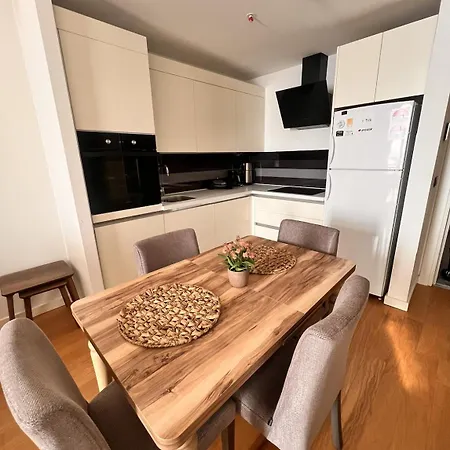 G Tower At Divan Near To Mimar Sinan Metro Station Apartman Isztambul