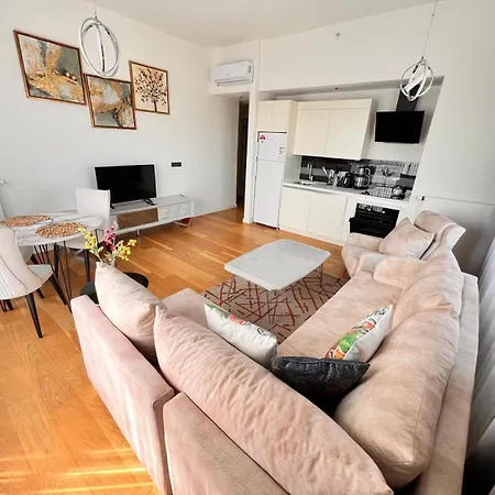 G Tower At Divan Near To Mimar Sinan Metro Station Istambul