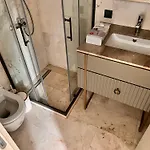 Apartment G Tower At Divan Near To Mimar Sinan Metro Station