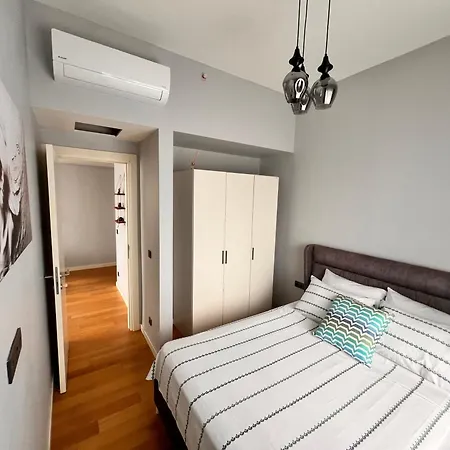 G Tower At Divan Near To Mimar Sinan Metro Station Apartment Istanbul
